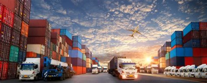 What careers are in transportation distribution and logistics?